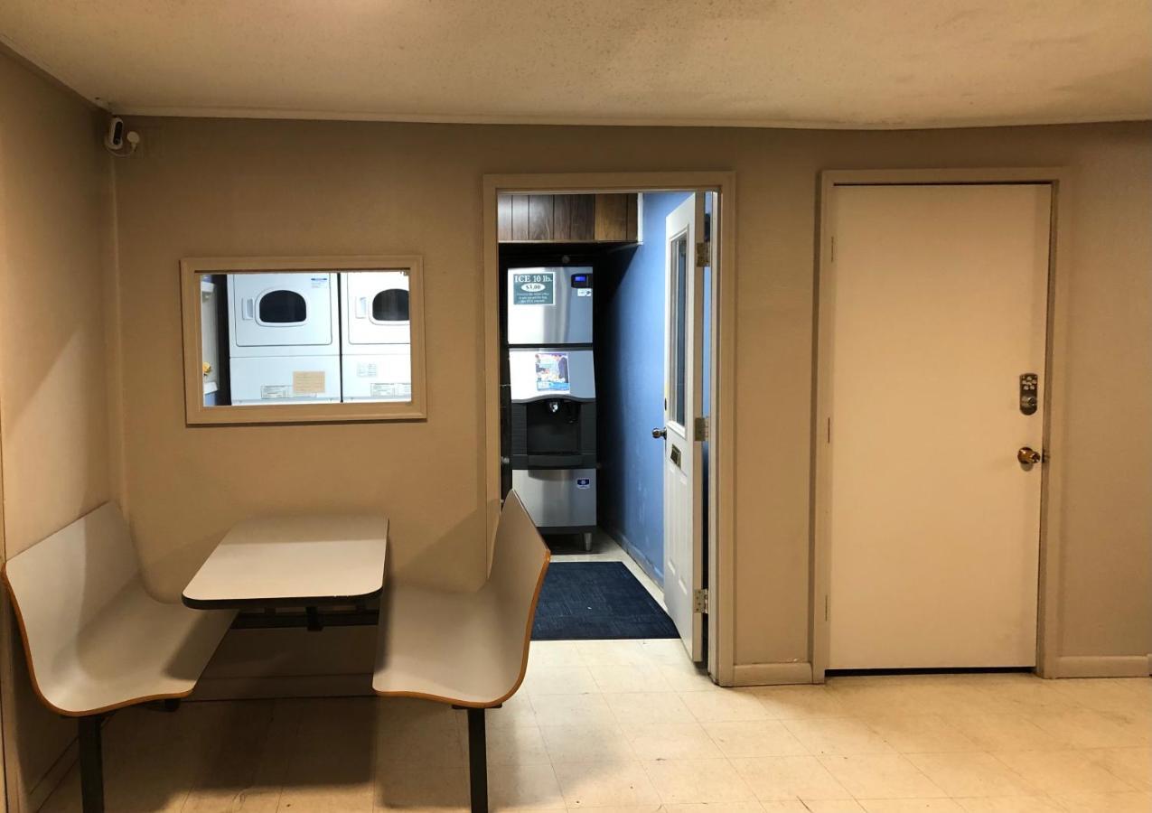 Americas Best Value Inn Sheridan WY Exterior foto